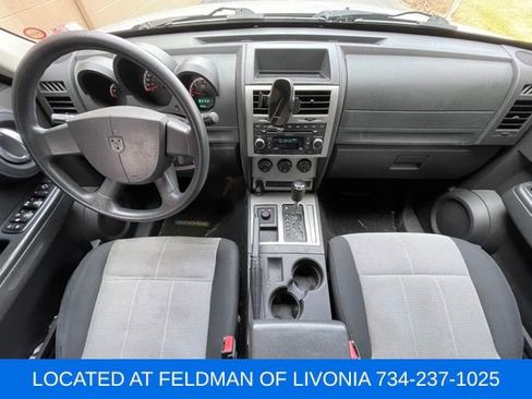 Used 2008 Dodge Nitro SXT image 19