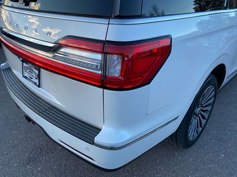 Used 2019 Lincoln Navigator L Reserve w/ Cargo Package image 12
