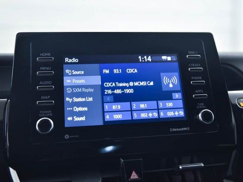 Used 2023 Toyota Camry SE image 19