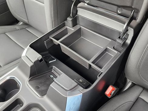 New 2026 GMC Sierra 1500 SLT w/ SLT Premium Plus Package image 31