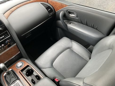 Used 2024 Nissan Armada SL w/ Cargo Package image 18