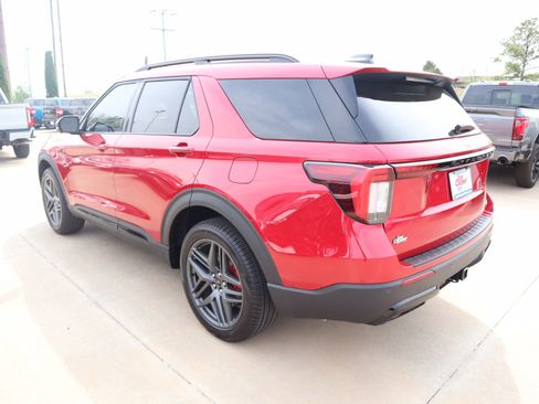 New 2026 Ford Explorer ST-Line w/ ST-Line Street Pack AWD/4WD image 24