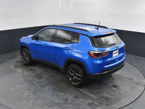 New 2026 Jeep Compass Latitude image 38