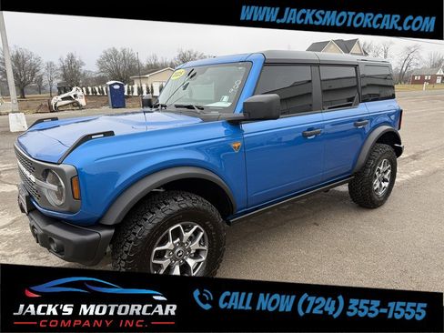 Used 2025 Ford Bronco Badlands image 5