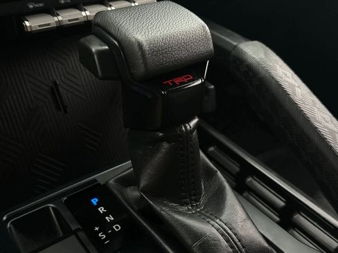 Used 2024 Toyota Tacoma TRD Off-Road image 26