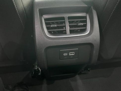 Used 2025 Chevrolet Blazer LT AWD/4WD image 25
