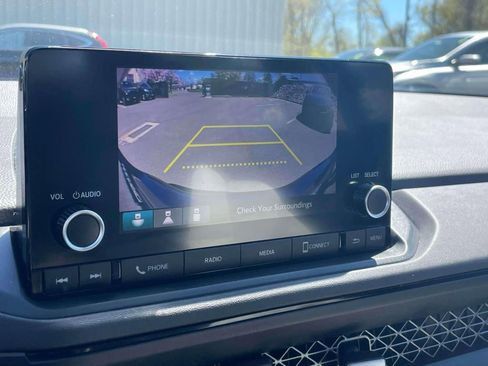 Certified 2023 Honda Accord EX image 28
