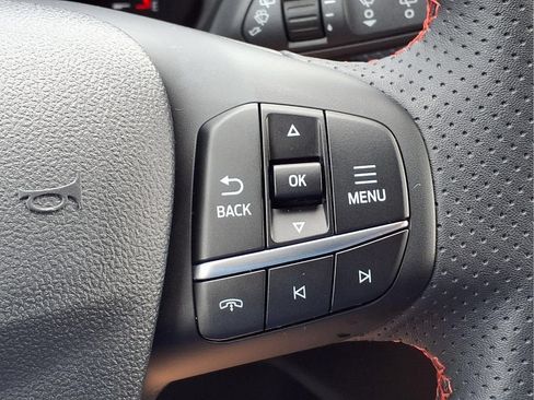 Used 2024 Ford Escape ST-Line w/ Tech Pack #1 AWD/4WD image 21
