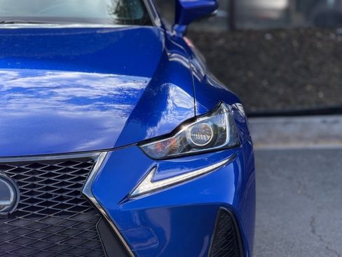 Used 2019 Lexus IS 300 F Sport w/ F Sport Package image 5