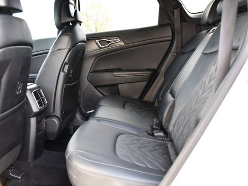 Used 2023 Kia Sportage X-Line w/ X-Line Premium Package image 16