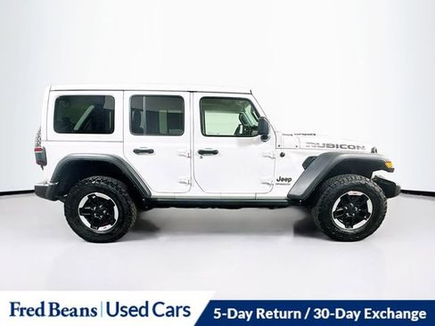 Used 2022 Jeep Wrangler Unlimited Rubicon w/ LED Lighting Group AWD/4WD image 10