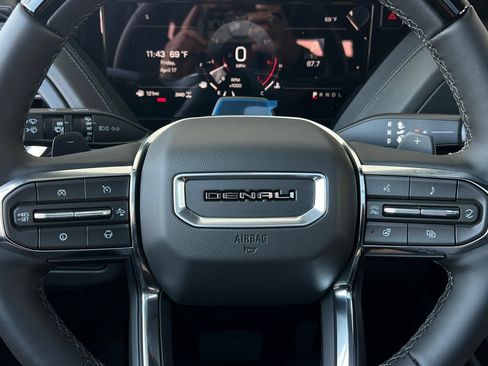 New 2026 GMC Yukon Denali w/ Denali Reserve Package AWD/4WD image 24
