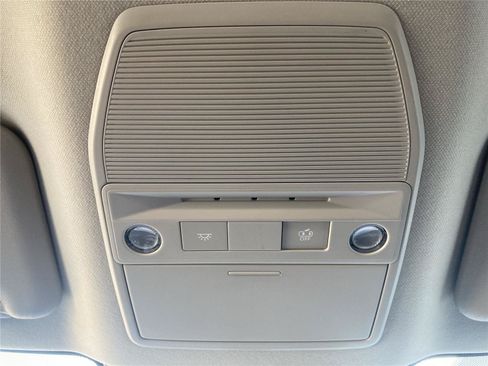 New 2026 Nissan Sentra SV w/ SV Convenience Package FWD image 22