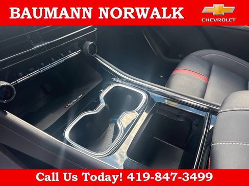 Used 2026 Chevrolet Traverse RS w/ LPO, Floor Liner Package FWD image 24