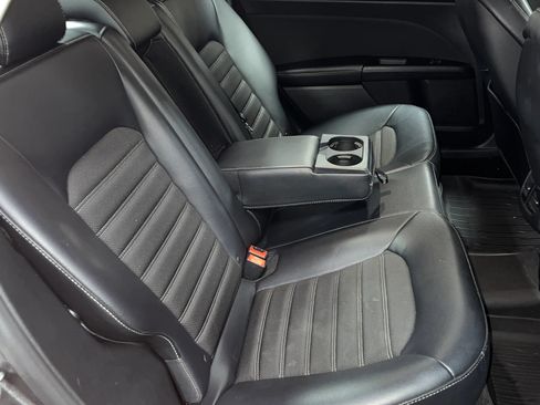 Used 2018 Ford Fusion SE w/ Equipment Group 201A AWD/4WD image 19