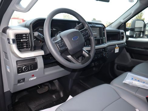 New 2026 Ford F550 4x4 Supercab Super Duty image 10