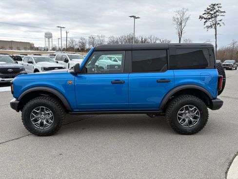 New 2025 Ford Bronco Badlands AWD/4WD image 9