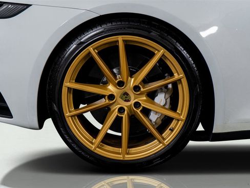 Used 2021 Porsche 911 Carrera S RWD image 10