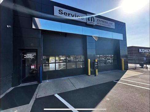 New 2024 Jeep Compass Latitude w/ Sun and Sound Group image 32