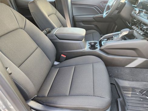 New 2025 GMC Canyon Elevation w/ Convenience Package image 9