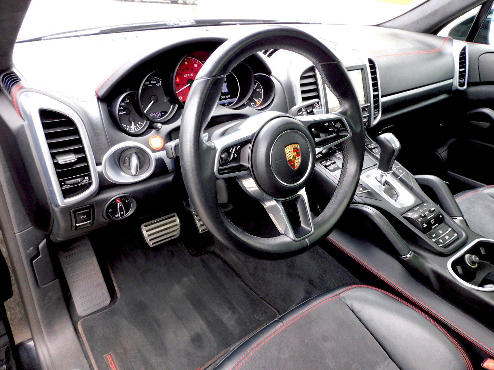 Used 2016 Porsche Cayenne GTS AWD/4WD image 13