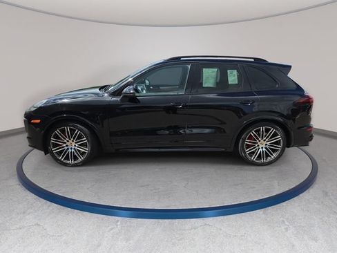 Used 2018 Porsche Cayenne GTS AWD/4WD image 9