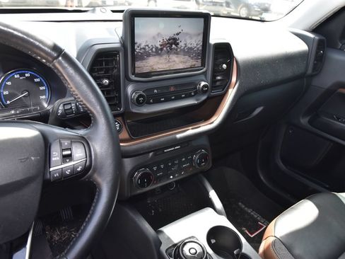 Used 2023 Ford Bronco Sport Outer Banks w/ Tech Package AWD/4WD image 9
