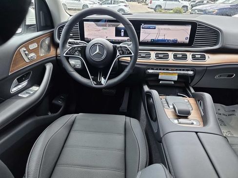 New 2026 Mercedes-Benz GLS 450 4MATIC image 5