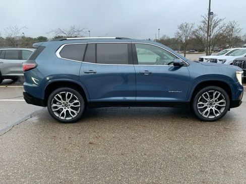 New 2026 GMC Acadia Denali Ultimate image 3