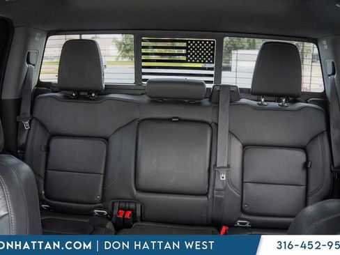 Used 2021 Chevrolet Silverado 1500 LT Trail Boss w/ Convenience Package II AWD/4WD image 16