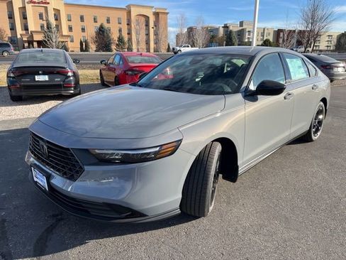 New 2025 Honda Accord SE image 4