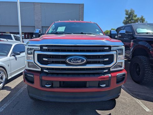 Used 2022 Ford F350 Platinum w/ FX4 Off-Road Package AWD/4WD image 2