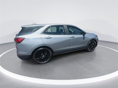 Used 2023 Chevrolet Equinox LS w/ Sport Edition image 9
