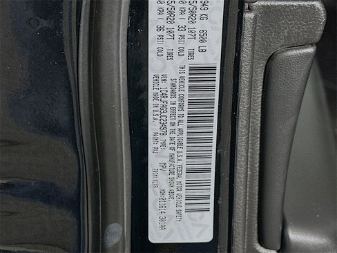 Used 2018 Jeep Grand Cherokee Altitude image 31