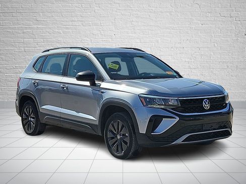 Used 2024 Volkswagen Taos S FWD image 6