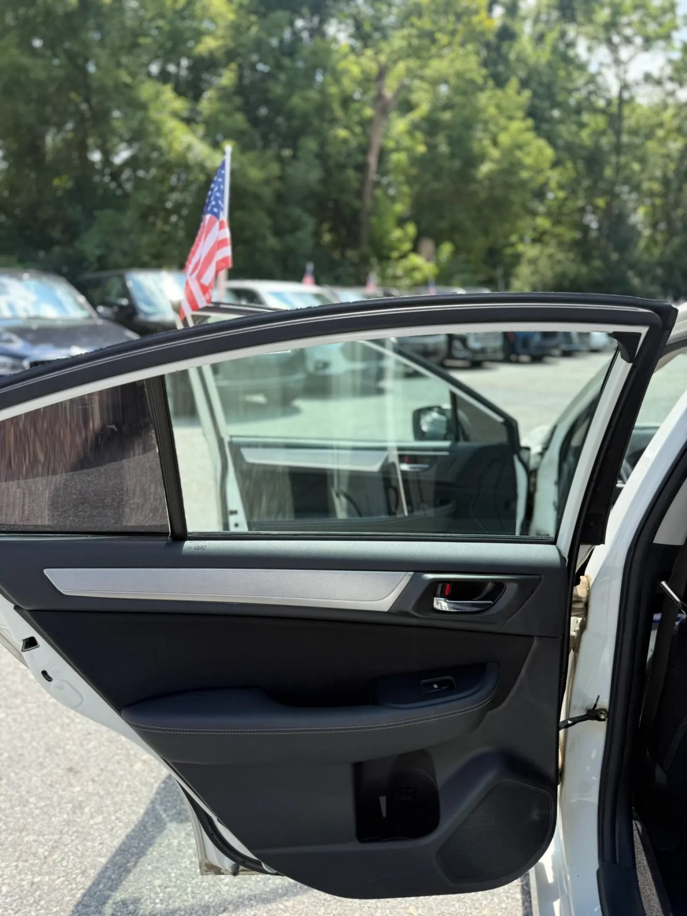 Used 2015 Subaru Legacy 2.5i Premium AWD/4WD image 23