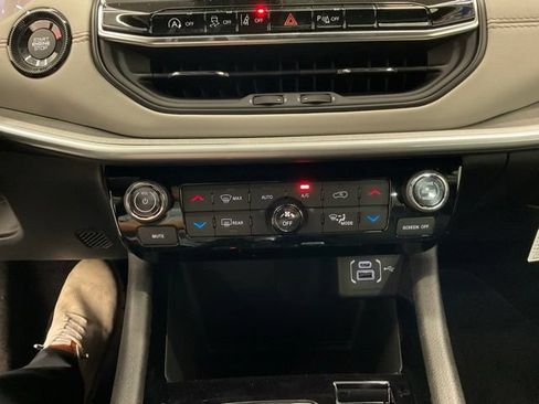 New 2026 Jeep Compass Limited AWD/4WD image 20
