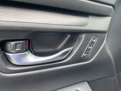 Certified 2025 Honda CR-V Sport-L image 39