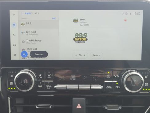 New 2026 Toyota Highlander Platinum image 25