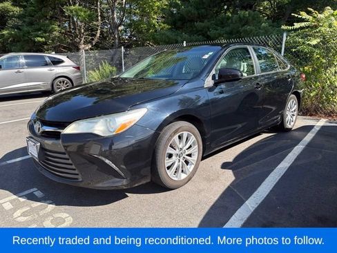 Used 2016 Toyota Camry XLE FWD image 2