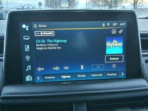 Used 2023 Chevrolet Suburban Z71 w/ Luxury Package image 27