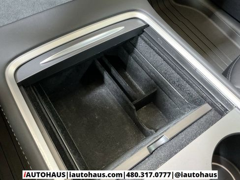 Used 2024 Tesla Model Y Long Range image 40