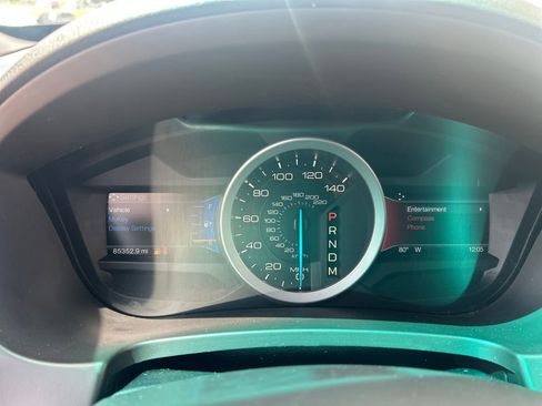 Used 2015 Ford Explorer XLT w/ Equipment Group 202A image 21