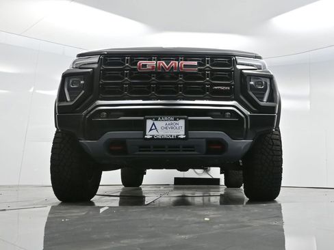 Used 2024 GMC Canyon AT4X image 58