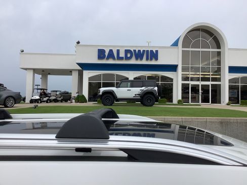Used 2022 Ford Explorer Platinum w/ Equipment Group 601A AWD/4WD image 9