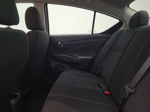 Used 2018 Nissan Versa SV w/ SV Special Edition FWD image 18