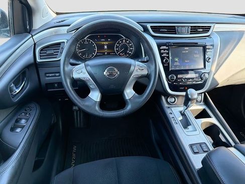 Used 2018 Nissan Murano SV w/ Premium Package AWD/4WD image 22