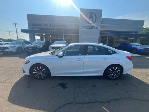 Used 2024 Honda Civic EX image 39