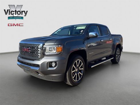 Used 2019 GMC Canyon Denali image 3