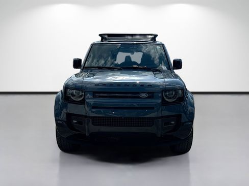 Used 2024 Land Rover Defender 110 X-Dynamic SE AWD/4WD image 8